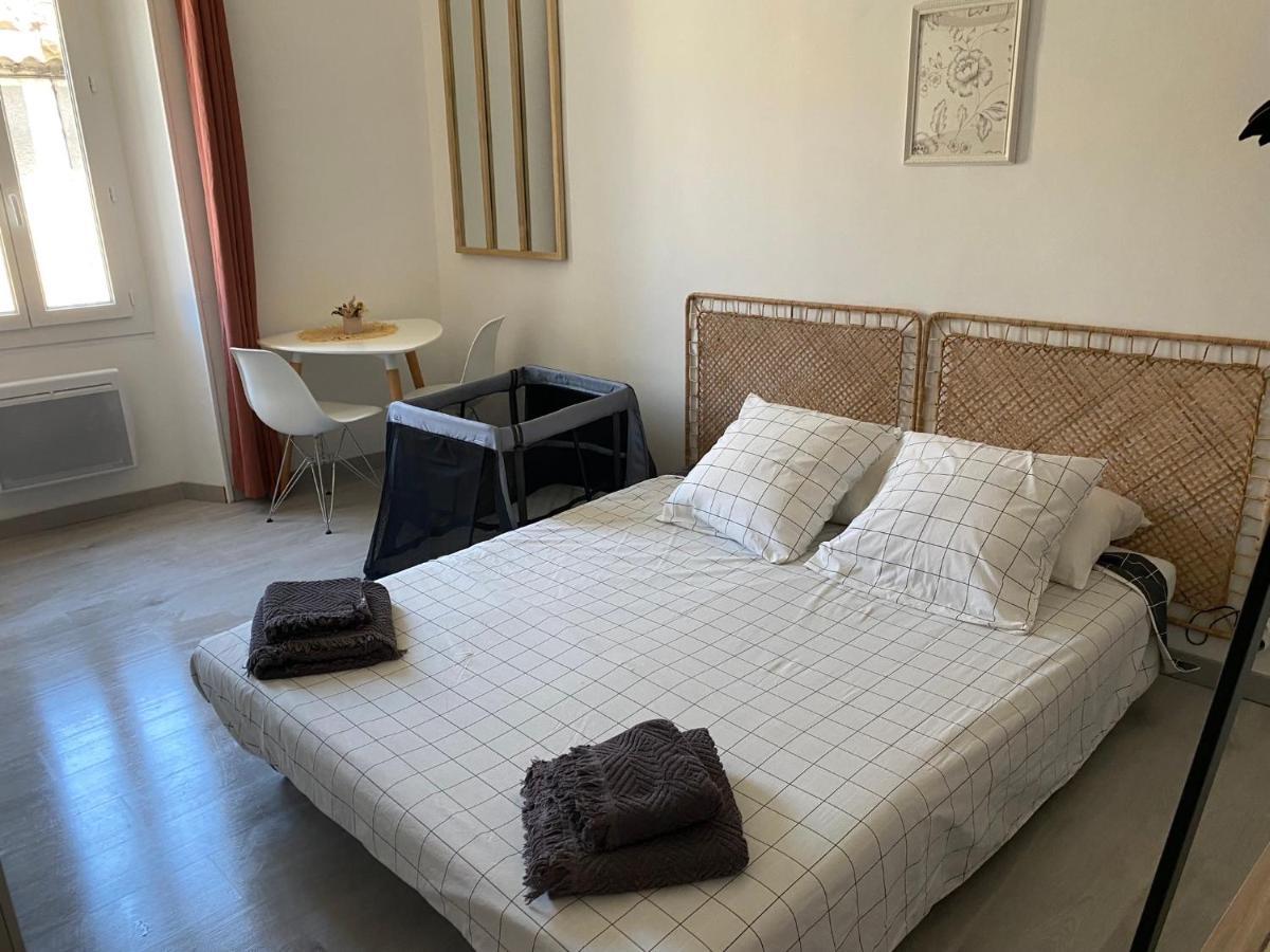 Le Studio En Provence Saint Didier  Экстерьер фото